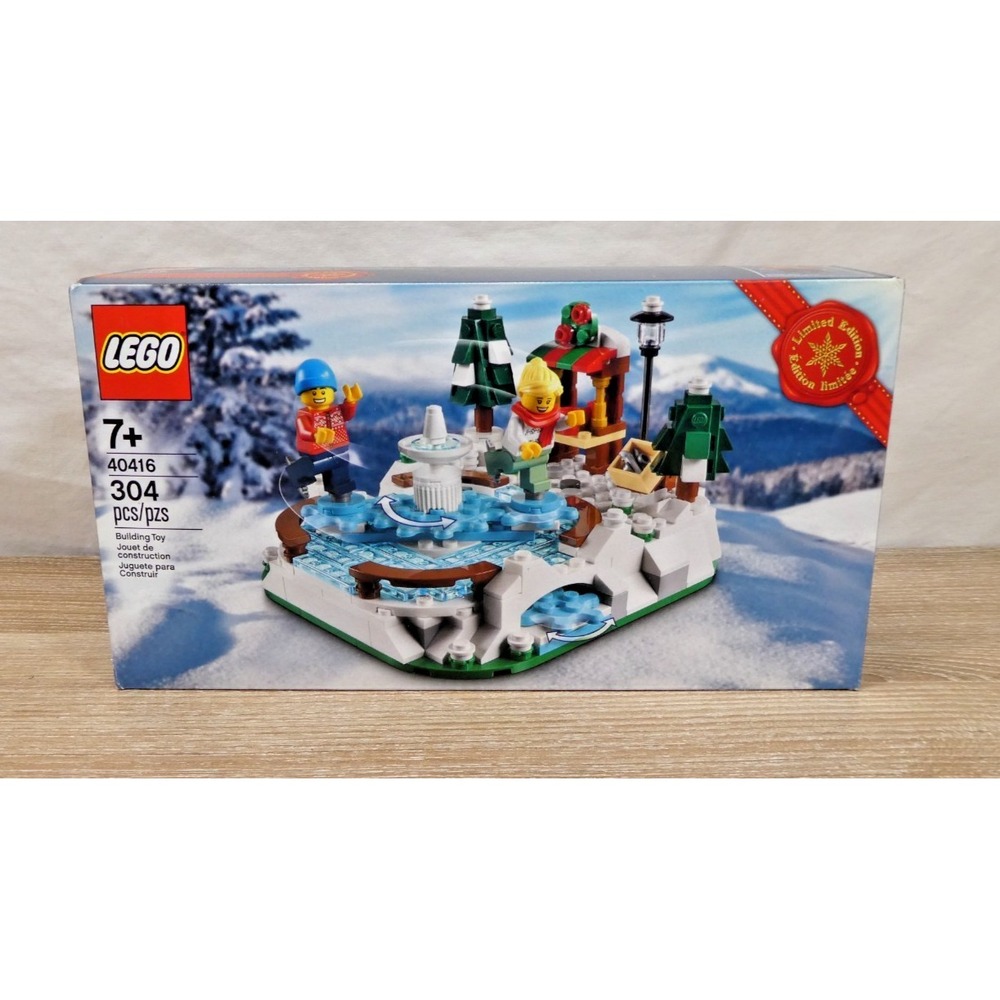 LEGO Seasonal: Ice Skating Rink (40416) New/Sealed